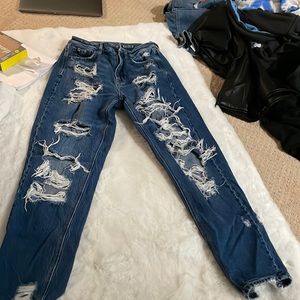 American Eagle Mom jeans